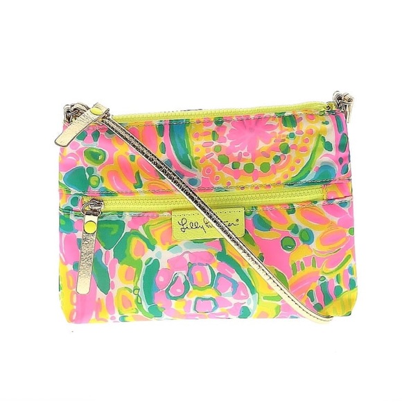 Lilly Pulitzer Handbags - Lilly Pulitzer Vibrant Pink and Green Crossbody Bag
